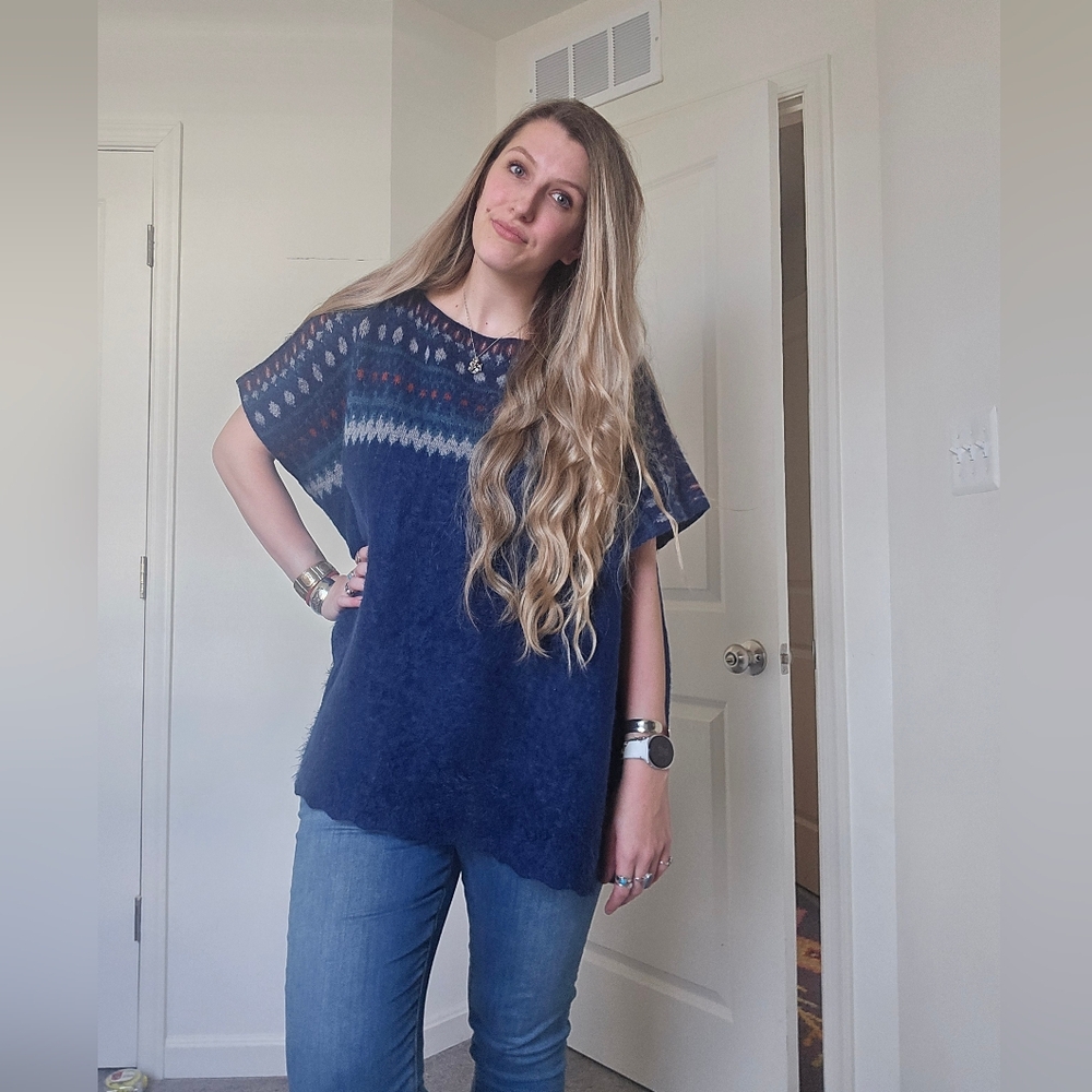 Oversized Blue Knit Sweater Top Fair Isle Pattern Short Sleeve Cozy Boho Medium